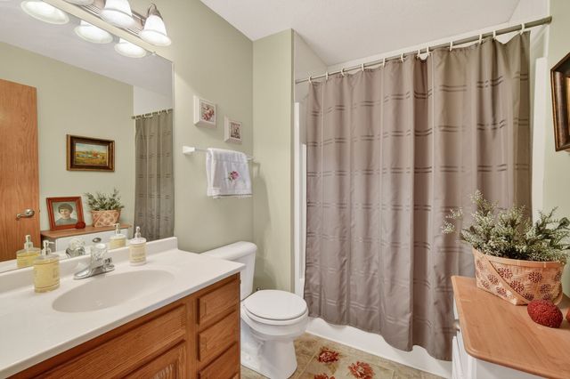 4236 154th Street, Urbandale, IA 50323