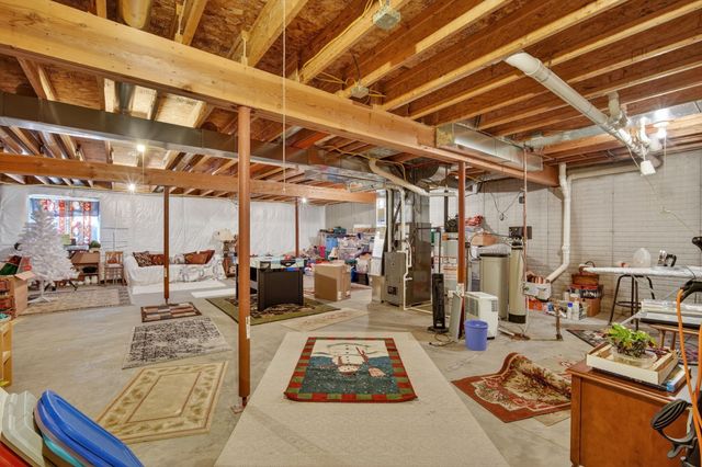 4236 154th Street, Urbandale, IA 50323