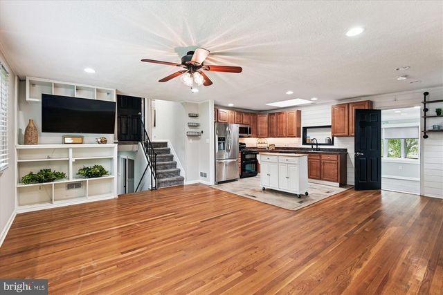 607 MARSHALL RD, Glen Burnie, MD 21061