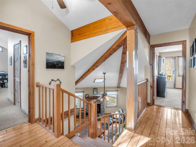 258 Deer Run, Hendersonville, NC 28739