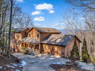 258 Deer Run, Hendersonville, NC 28739