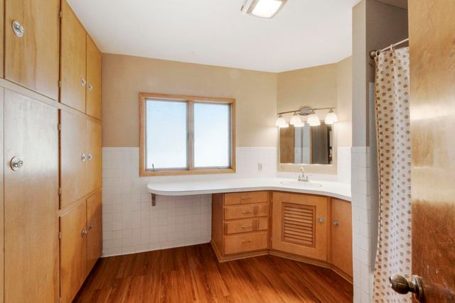 623 W 6th Street, Cedar Falls, IA 50613