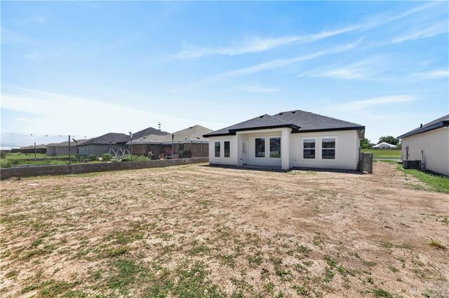 425 Serg Loop, Alamo, TX 78516