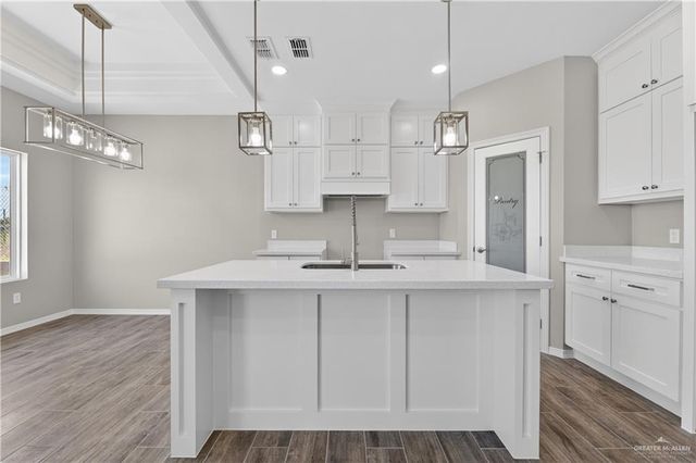 425 Serg Loop, Alamo, TX 78516