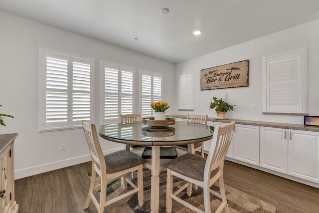 4336 Hummingbird Cir, Folsom, CA 95630