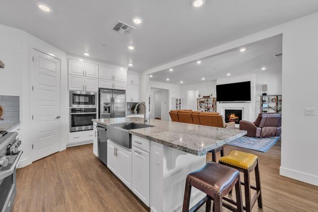4336 Hummingbird Cir, Folsom, CA 95630