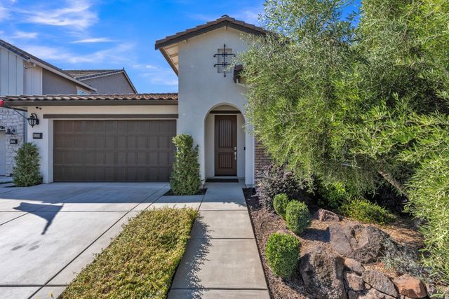 4336 Hummingbird Cir, Folsom, CA 95630
