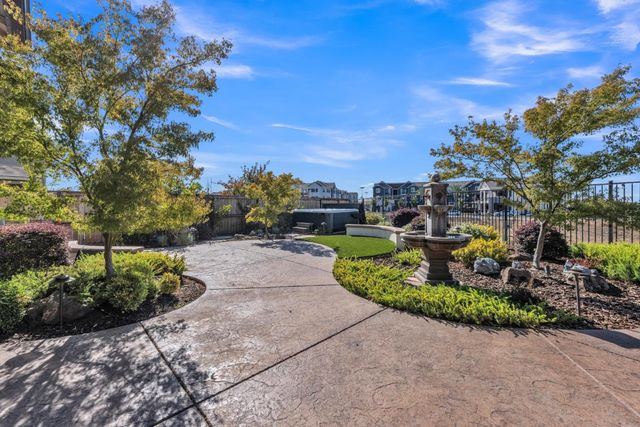 4336 Hummingbird Cir, Folsom, CA 95630