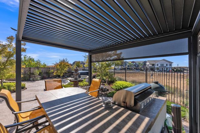 4336 Hummingbird Cir, Folsom, CA 95630