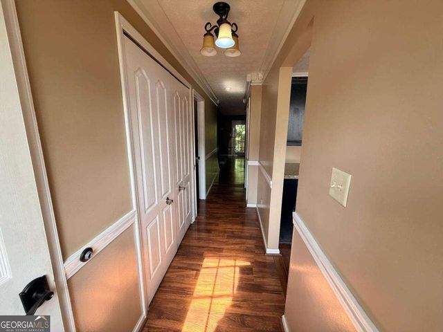 2510 Hidden Cove Court, Gainesville, GA 30501