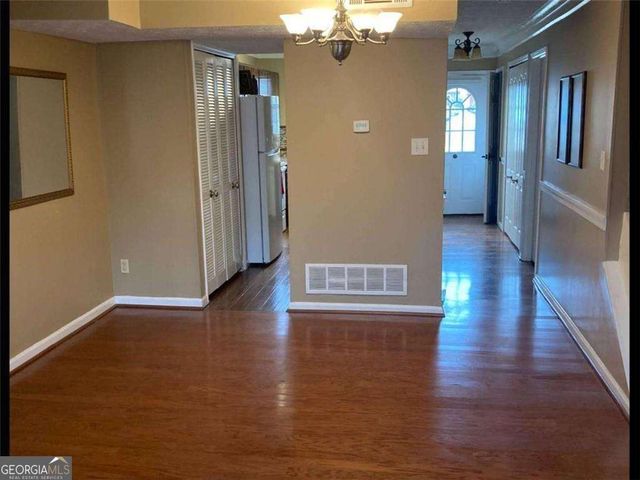 2510 Hidden Cove Court, Gainesville, GA 30501