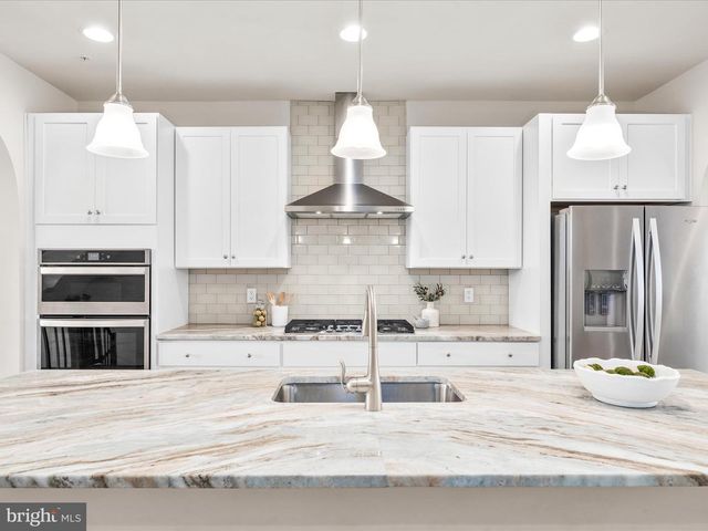 822 LINDLEY RD, Frederick, MD 21701