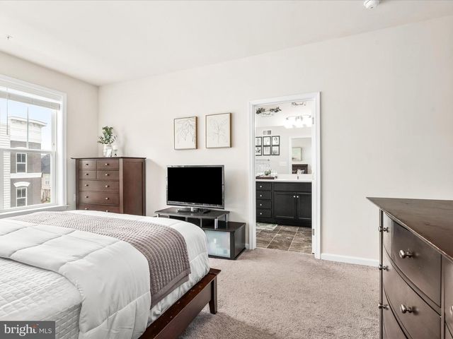 822 LINDLEY RD, Frederick, MD 21701