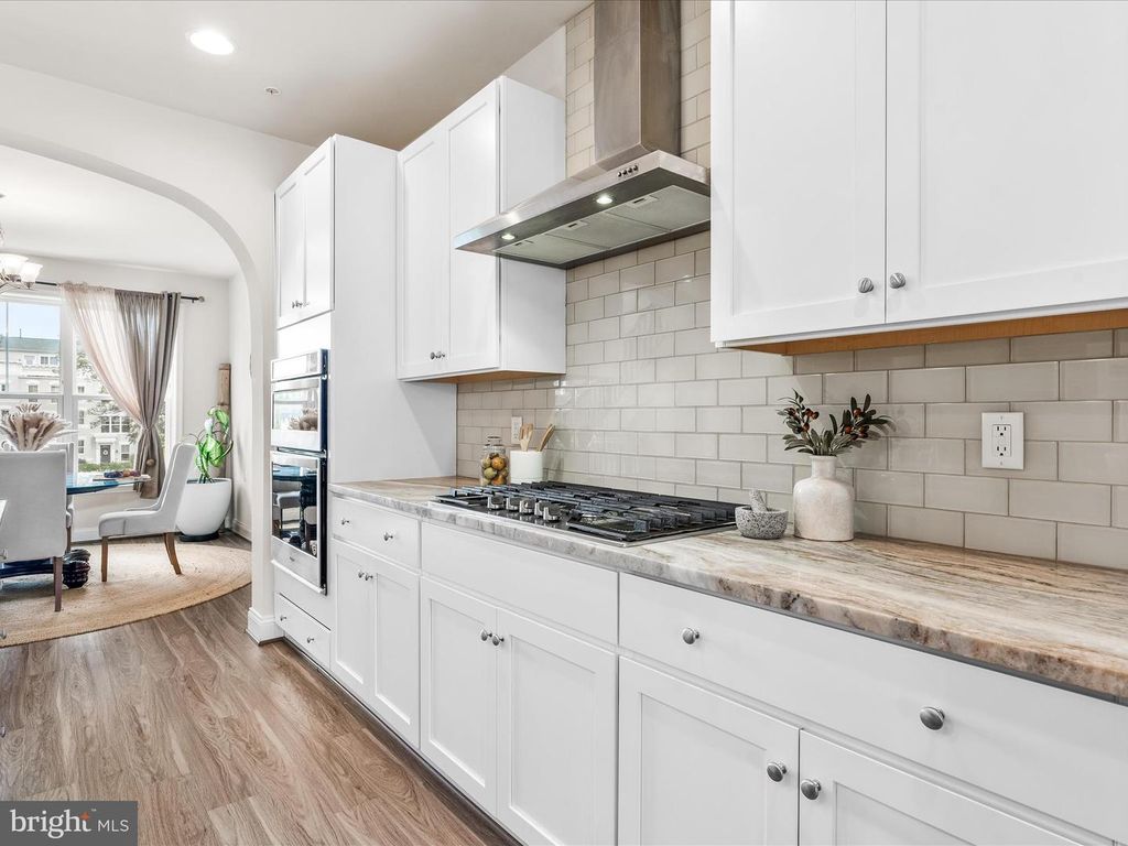 Image 10 of property listing at 822 LINDLEY RD, Frederick, MD 21701