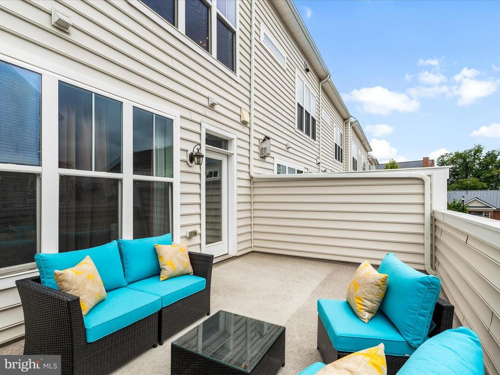 Image 20 of property listing at 822 LINDLEY RD, Frederick, MD 21701