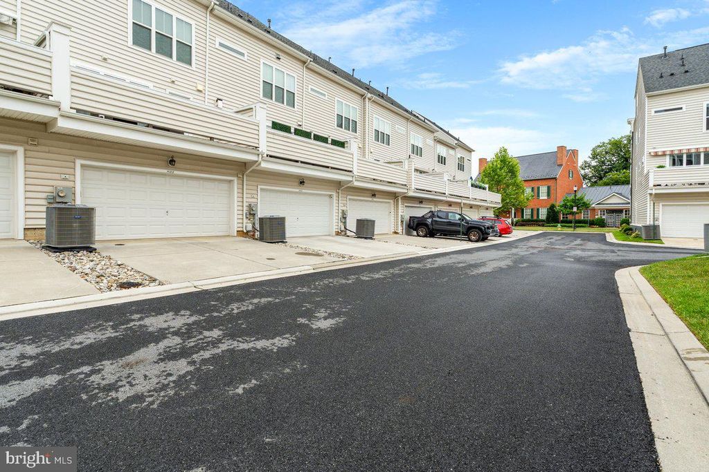 Image 47 of property listing at 822 LINDLEY RD, Frederick, MD 21701