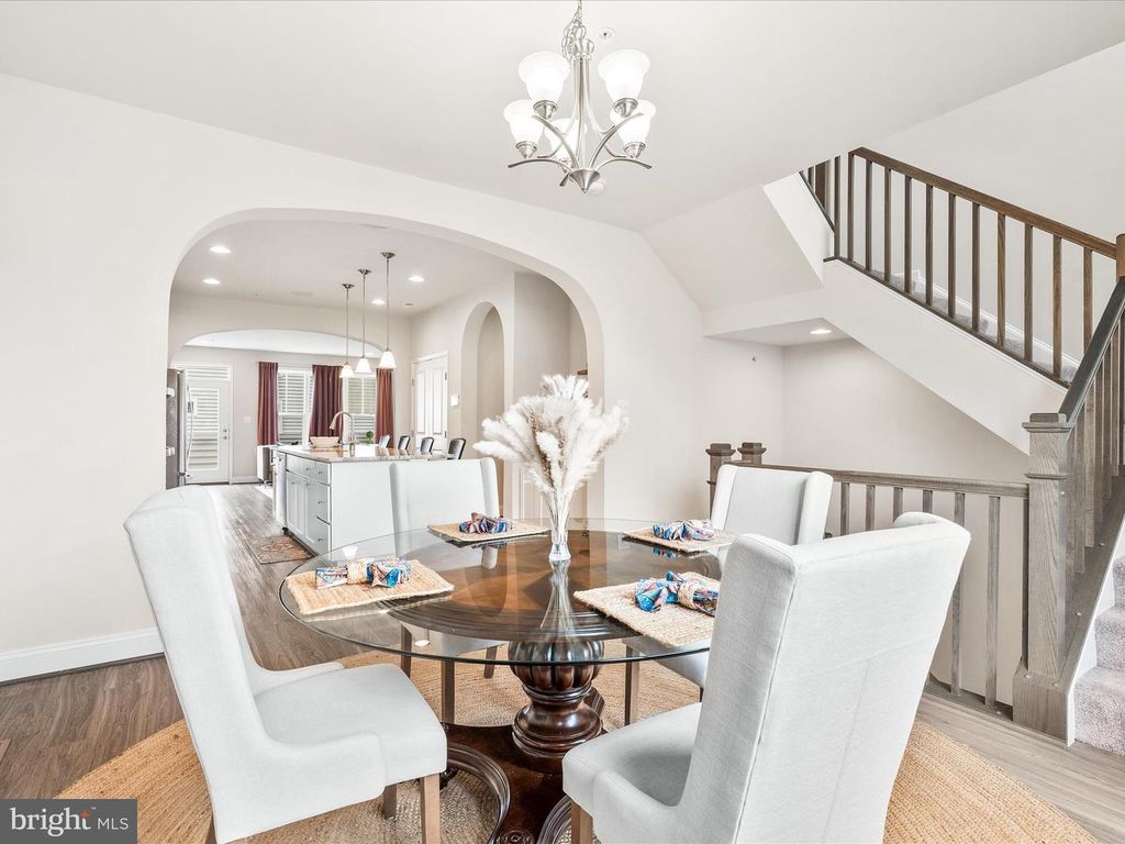 Image 5 of property listing at 822 LINDLEY RD, Frederick, MD 21701