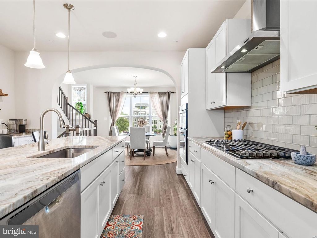 Image 9 of property listing at 822 LINDLEY RD, Frederick, MD 21701