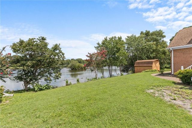 1548 Waterside DR N, Chesapeake, VA 23320