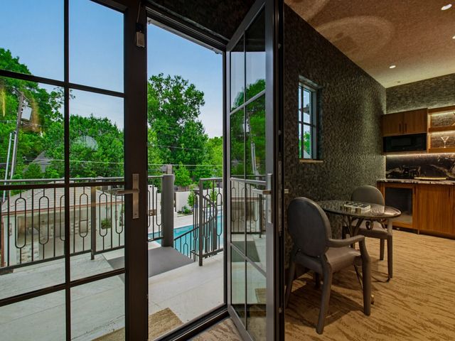 6103 Aberdeen Avenue, Dallas, TX 75230