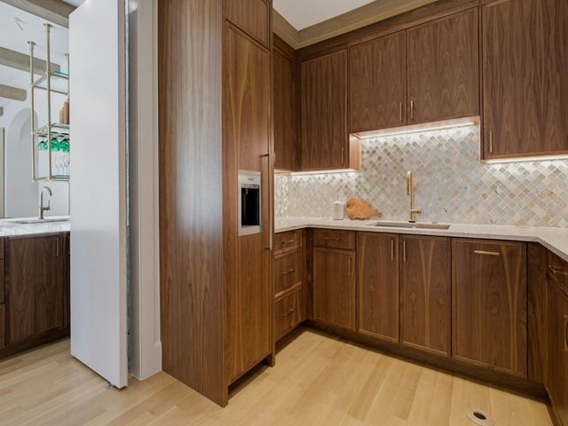6103 Aberdeen Avenue, Dallas, TX 75230