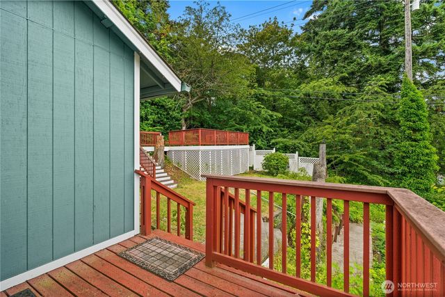 7445 s Pine Street, Tacoma, WA 98409