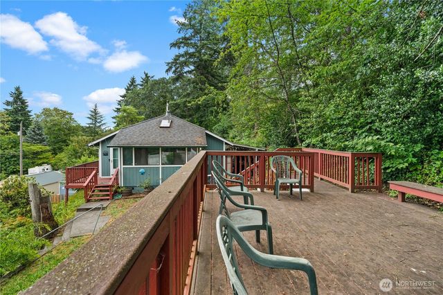 7445 s Pine Street, Tacoma, WA 98409