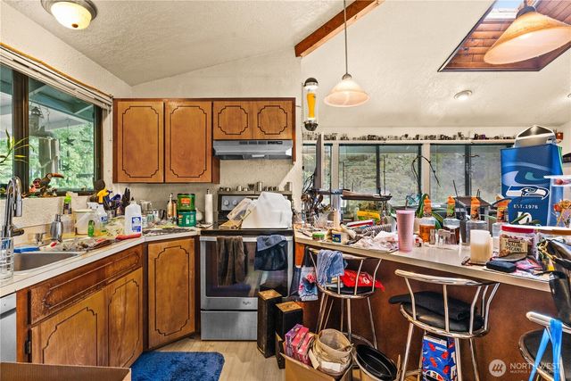 7445 s Pine Street, Tacoma, WA 98409