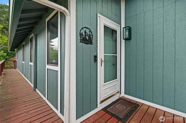 7445 s Pine Street, Tacoma, WA 98409