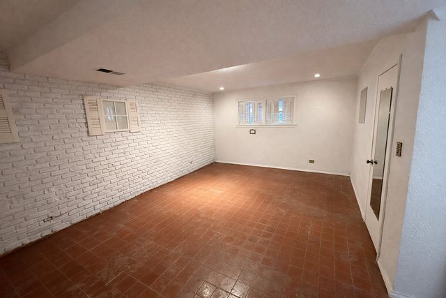 26W431 National Street, Carol Stream, IL 60188