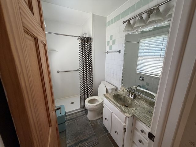 26W431 National Street, Carol Stream, IL 60188