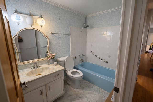 26W431 National Street, Carol Stream, IL 60188