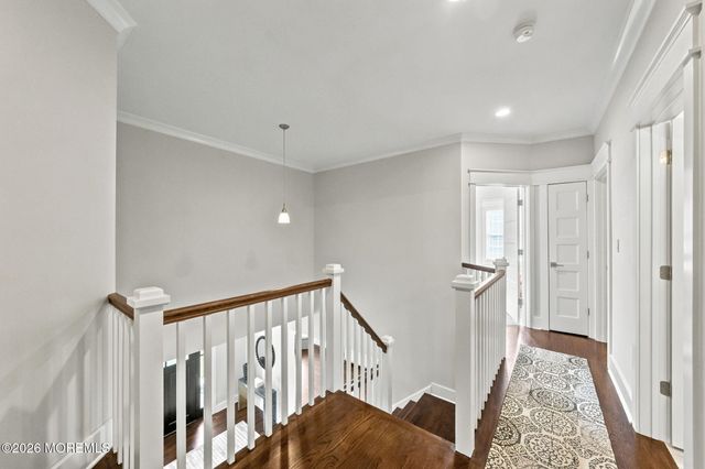 5 Sarah Lane, Eatontown, NJ 07724