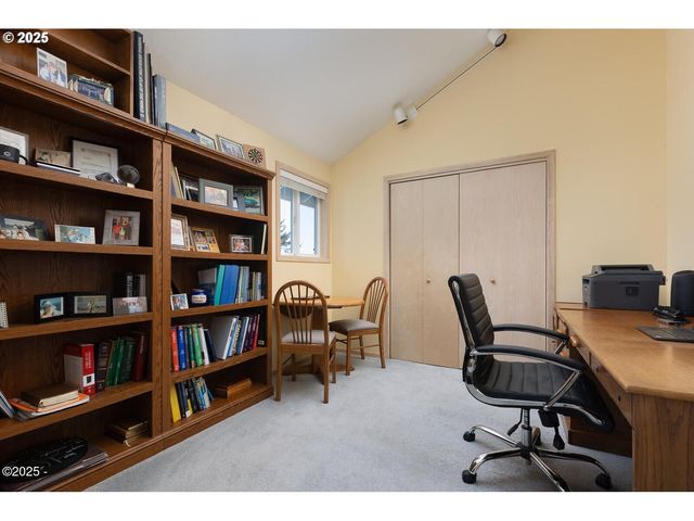 136 Se LARCH St, Newport, OR 97365