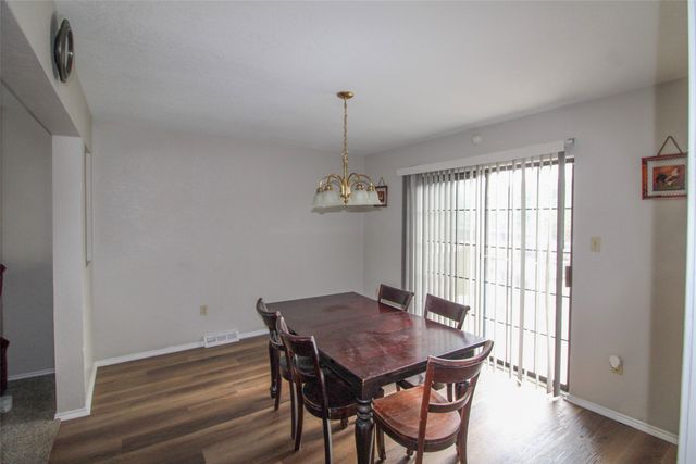 6111 Farmingdale Drive, Arlington, TX 76001