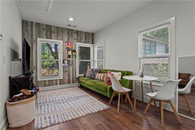 752 Cumberland Road NE, Atlanta, GA 30306