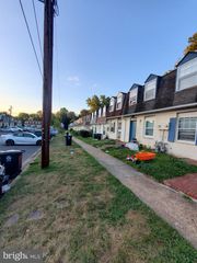 1909 DUTCH VILLAGE DR #I-234, Landover, MD 20785