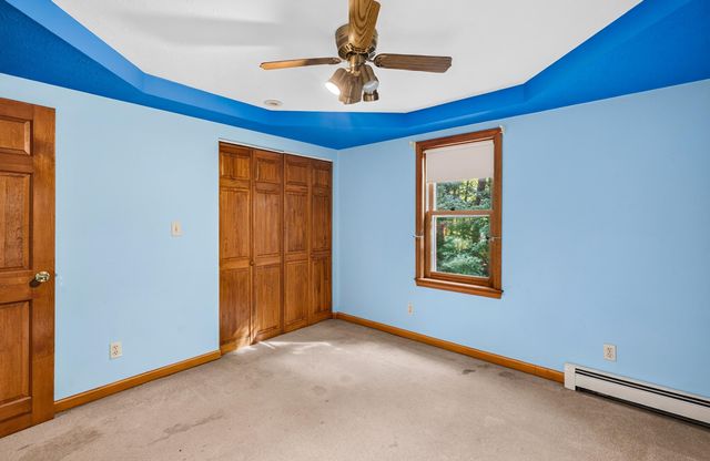 8 Raelynn Drive, Derry, NH 03038