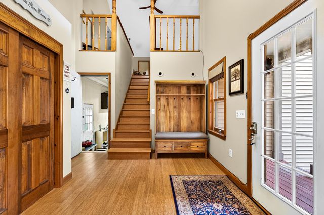 8 Raelynn Drive, Derry, NH 03038