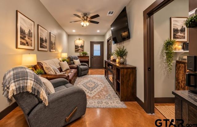 5150 County Road 309, Frankston, TX 75763