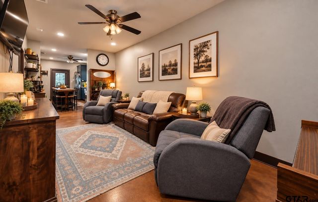 5150 County Road 309, Frankston, TX 75763