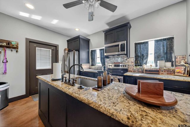 5150 County Road 309, Frankston, TX 75763