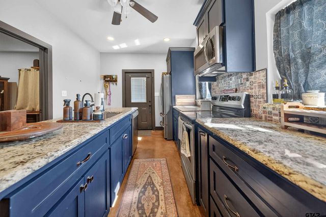 5150 County Road 309, Frankston, TX 75763