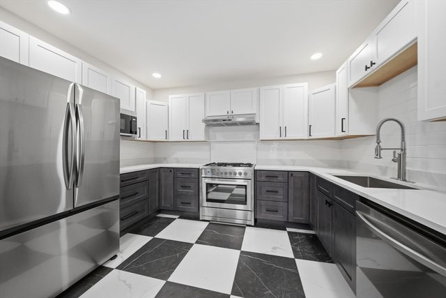 38 S Lincoln, Haverhill, MA 01835