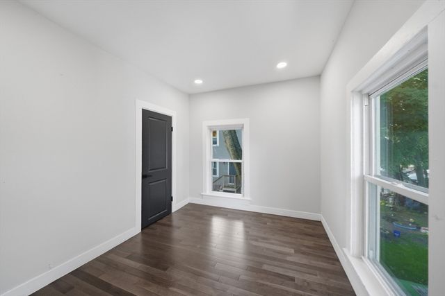 38 S Lincoln, Haverhill, MA 01835