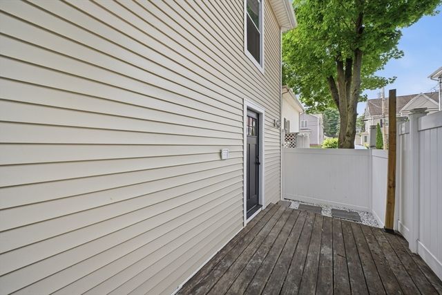 38 S Lincoln, Haverhill, MA 01835