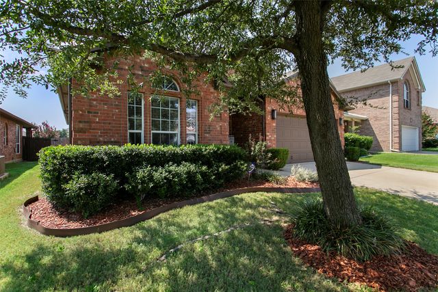 2328 Moccassin Lane, Fort Worth, TX 76177