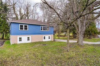2475 State Route 119, Hempfield Twp, PA 15601