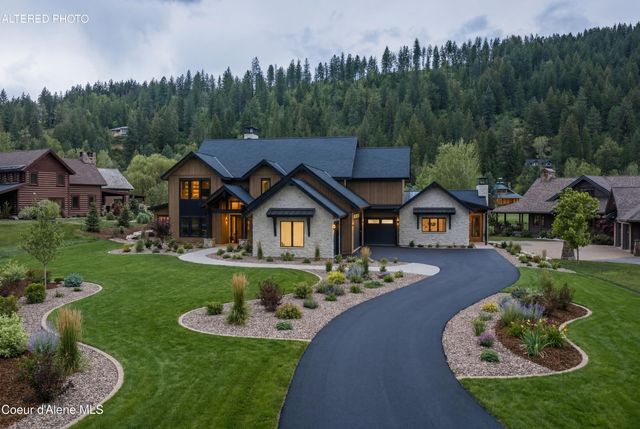 12 Alpenrose LN, Sandpoint, ID 83864
