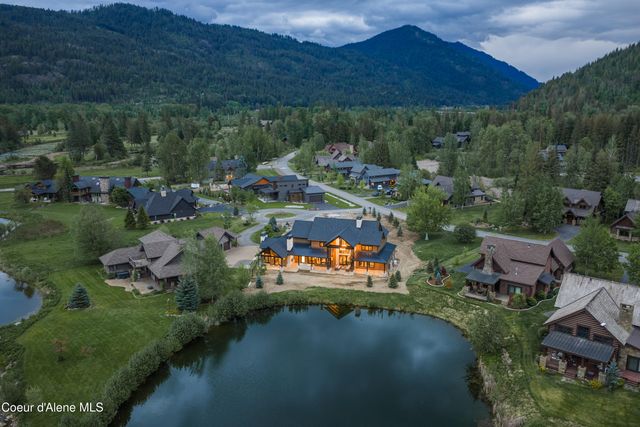 12 Alpenrose LN, Sandpoint, ID 83864